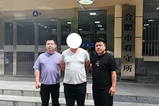 球队战绩不佳&内部矛盾不断，那不勒斯还能留住奥斯梅恩&K77吗？